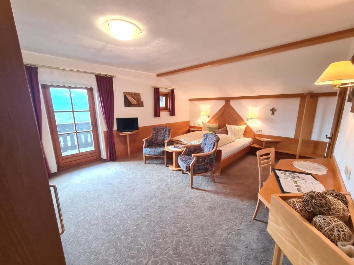 Gaestehaus Fitsch Obsteig Eksteriør billede